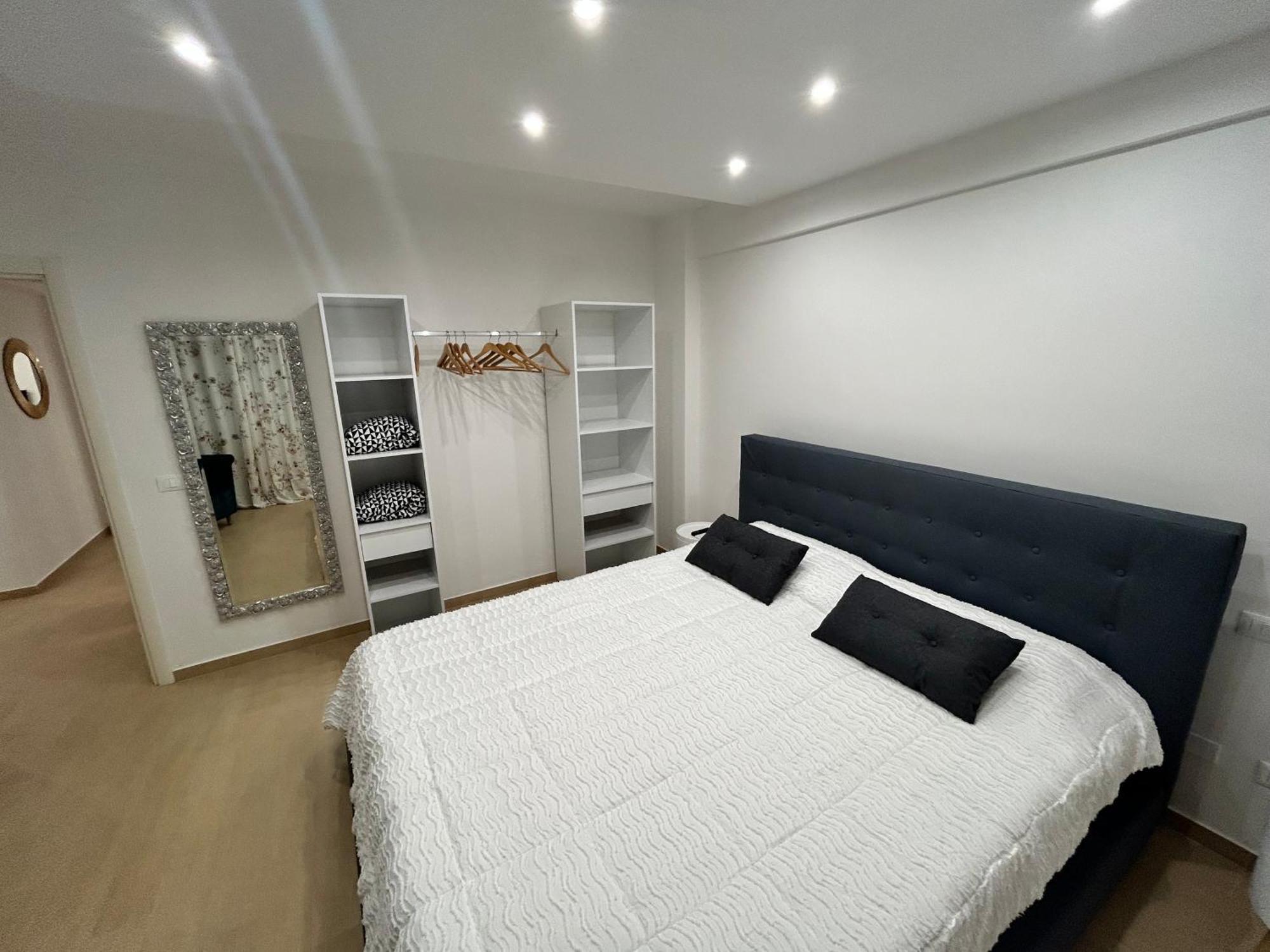 Casa Riviera Appartement Pescara Buitenkant foto